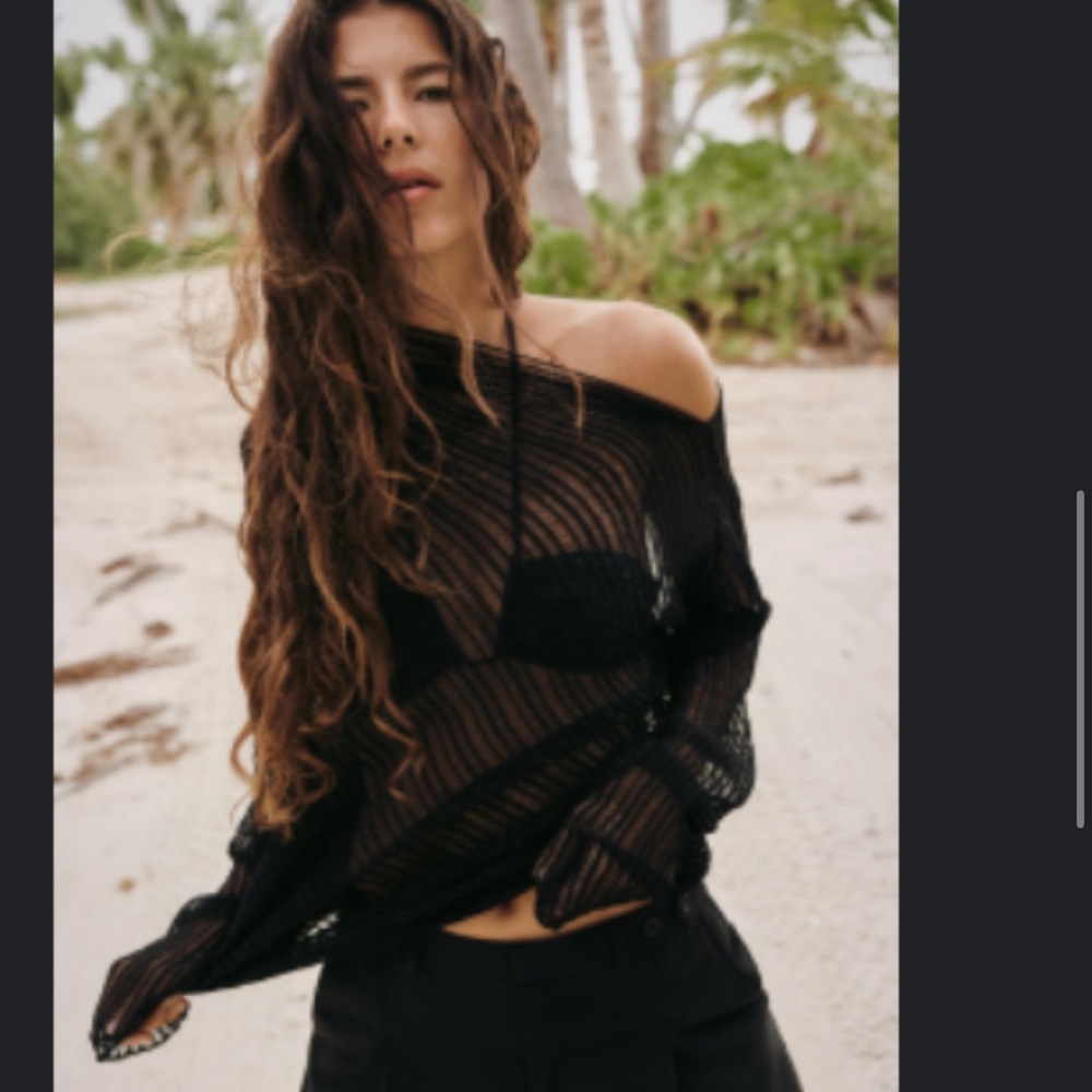 Zara Black Asymmetrical Top